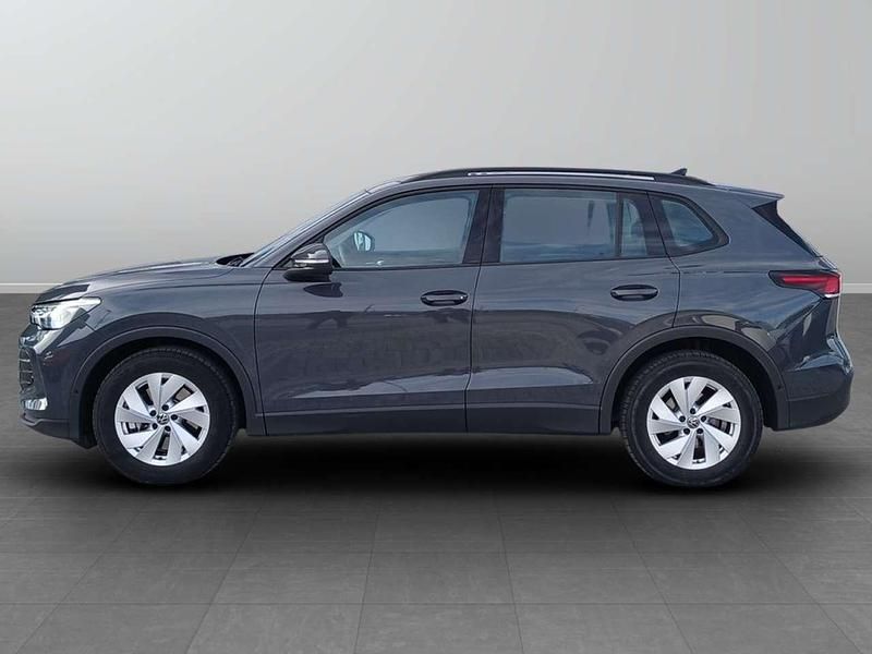Usata VW Tiguan Life 150 CV (110 kW) 2025 Dolphin grey metallizzato SUV