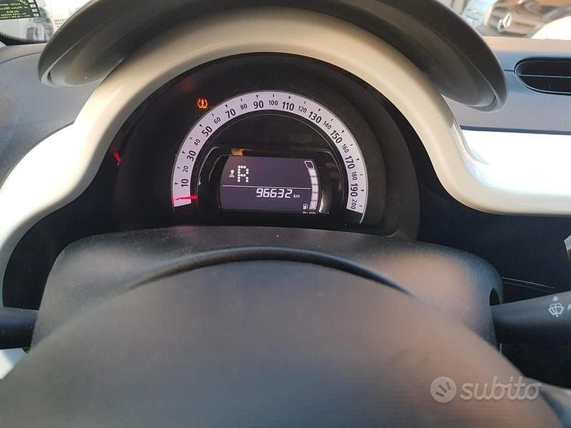 Usata Renault Twingo 90 CV (66 kW) 2016 Nero Utilitaria