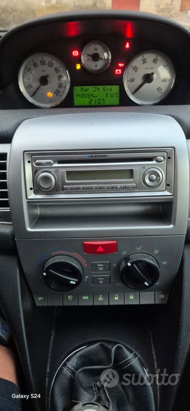 Usata Lancia Ypsilon S 69 CV (50 kW) 2011 Marrone Utilitaria