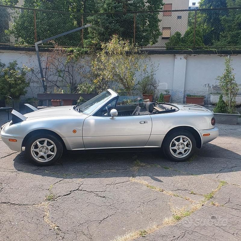 Usata Mazda MX5 90 CV (66 kW) 1995 Cabrio