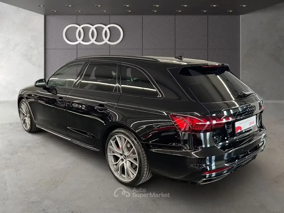 Occasion Audi A4 Competition 205 PK (150 kW) 2024 Zwart Stationwagen