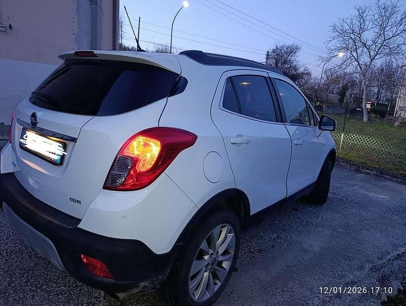 Usata Opel Mokka Cosmo 131 CV (96 kW) 2014 Bianco SUV