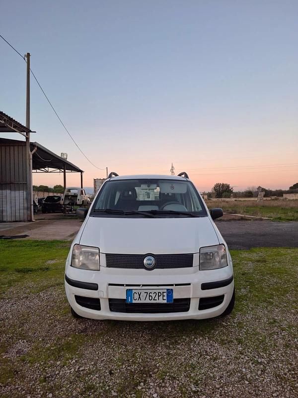 Usata Fiat Panda 54 CV (39 kW) 2005 Bianco Berlina