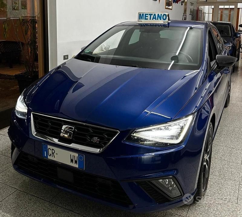 Blu Usata 2020 Seat Ibiza FR Tre volumi | 12.999 € (Cara) - Immagine 1/4
