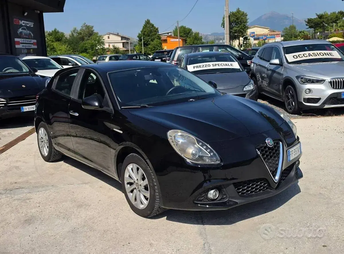Usata Alfa Romeo Giulietta Super 120 CV (88 kW) 2016 Utilitaria