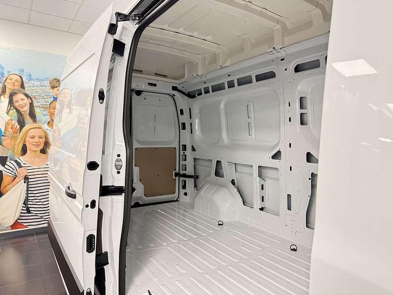 Nuova Renault Master 131 CV (96 kW) 2025 Bianco Furgone