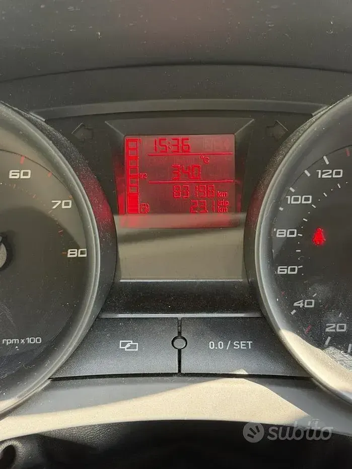 Usata Seat Ibiza 69 CV (50 kW) 2010 Grigio Berlina