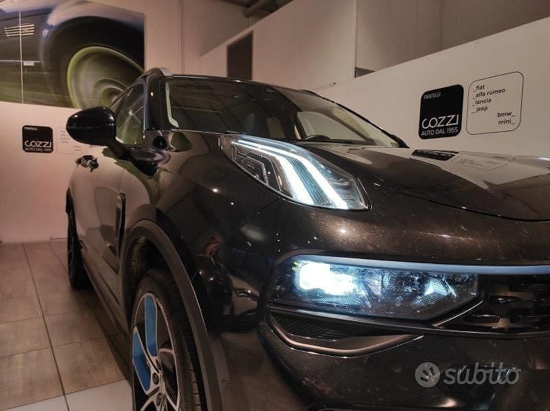 Usata Lynk & Co 01 179 CV (131 kW) 2022 Nero SUV