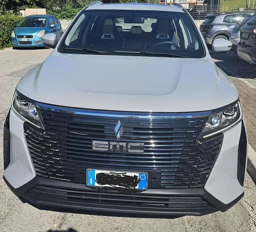 Usata EMC SETTE 174 CV (127 kW) 2025 SUV