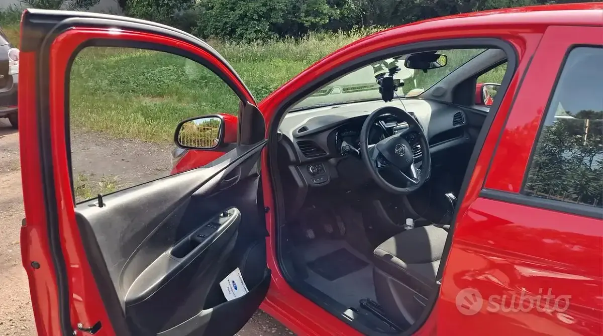 Usata Opel Karl 75 CV (55 kW) 2015 Rosso Utilitaria