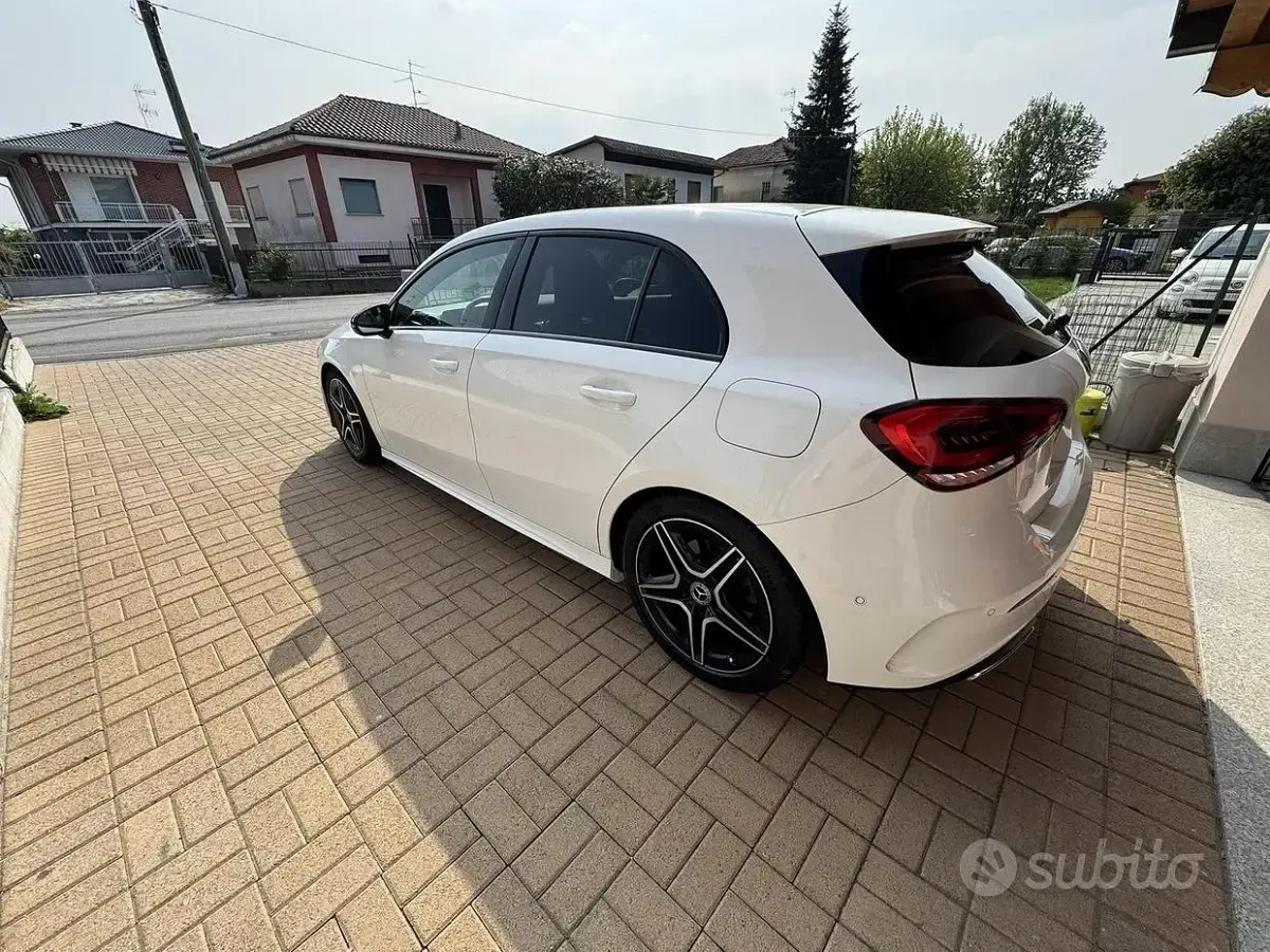 Usata Mercedes A250 224 CV (164 kW) 2021 Bianco Berlina
