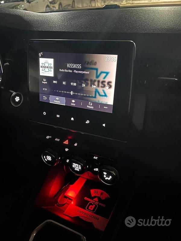 Usata Renault Clio V Intens 101 CV (74 kW) 2020 Grigio Utilitaria