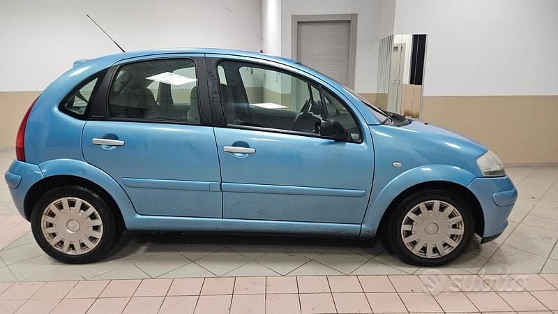 Usata Citroën C3 Exclusive 89 CV (65 kW) 2003 Blu Berlina