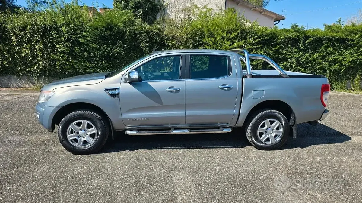 Occasion Ford Ranger Limited 150 PK (110 kW) 2014 Grijs Pickup