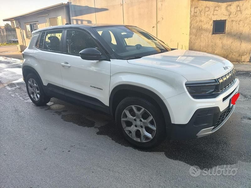 Usata Jeep Avenger Altitude 101 CV (74 kW) 2023 Bianco SUV