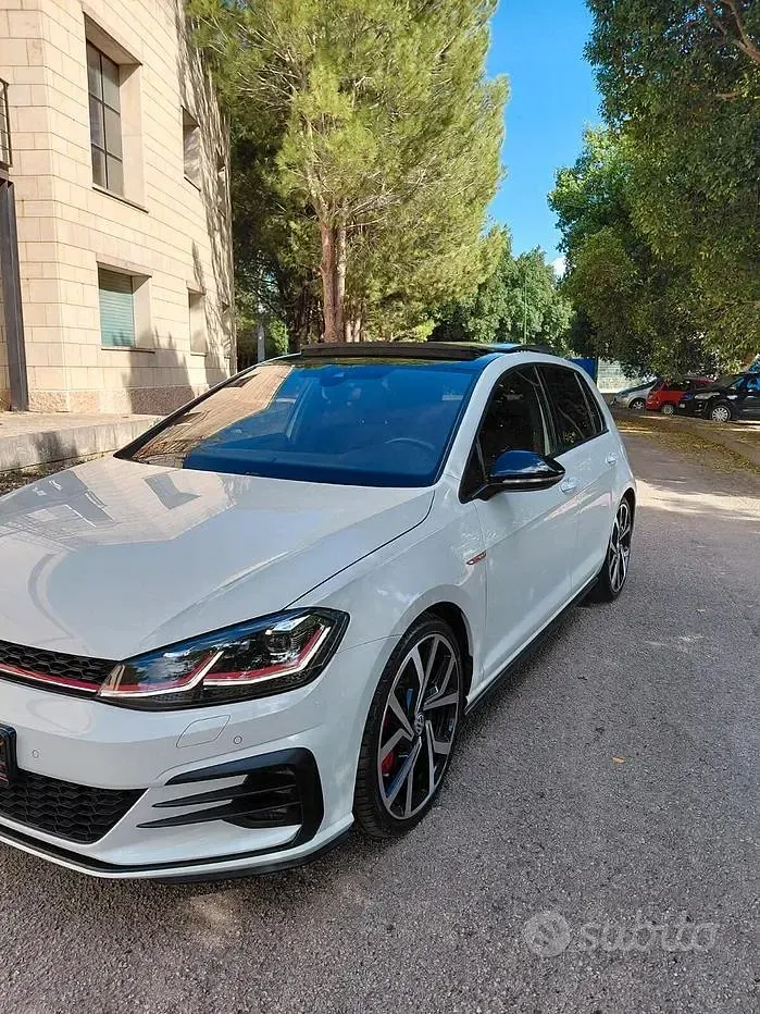 Usata VW Golf VII GTI 245 CV (180 kW) 2018 Bianco Berlina