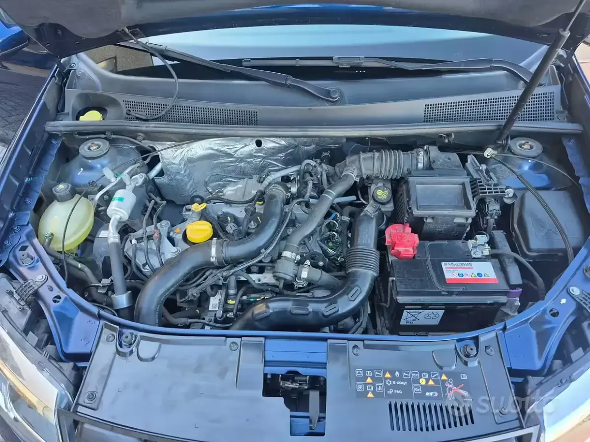 Usata Dacia Sandero 90 CV (66 kW) 2019 Blu Berlina