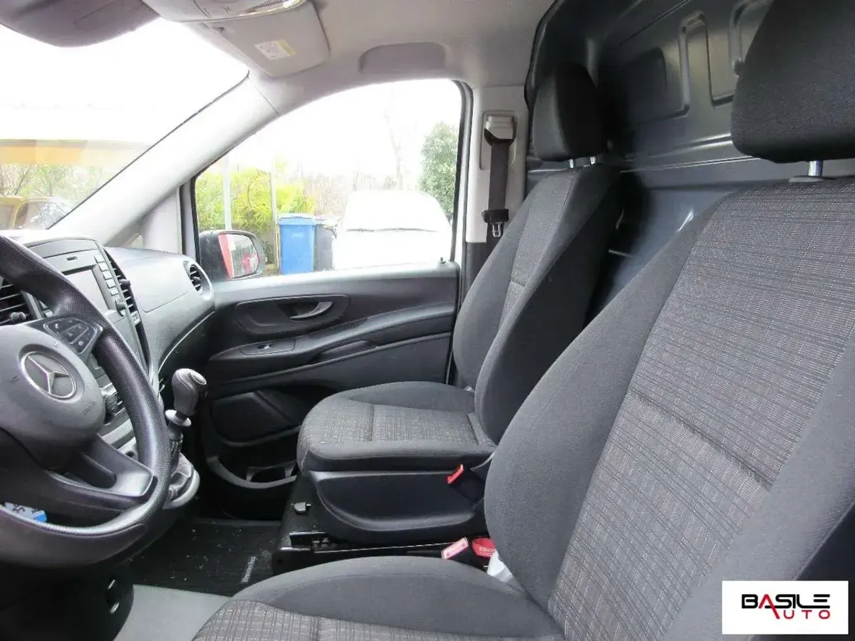 Usata Mercedes Vito 114 CV (83 kW) 2019 Bianco Furgone