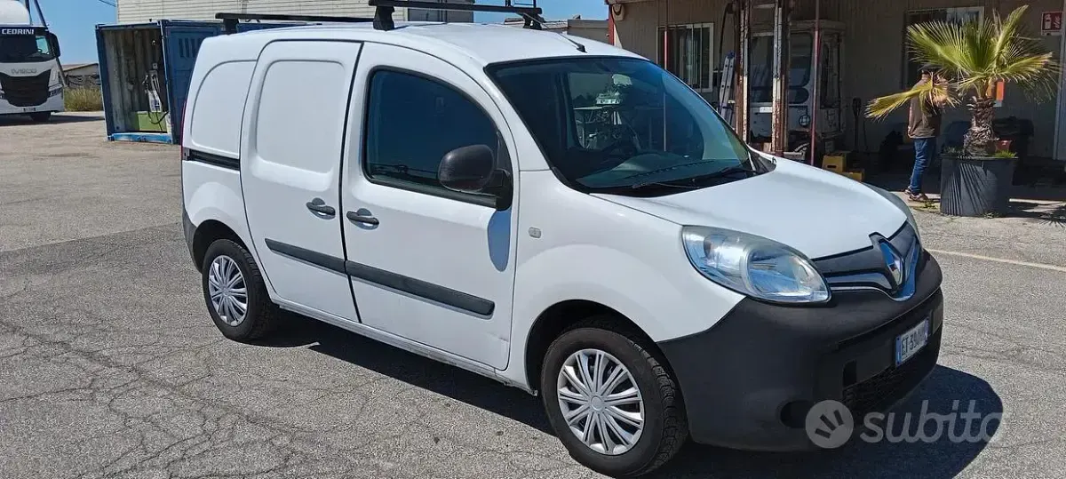 Usata Renault Kangoo 90 CV (66 kW) 2013 Bianco Monovolume