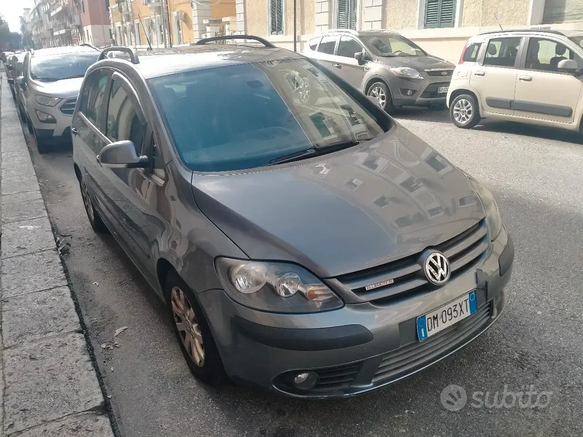 Usata VW Golf Plus 105 CV (77 kW) 2008 Grigio Monovolume