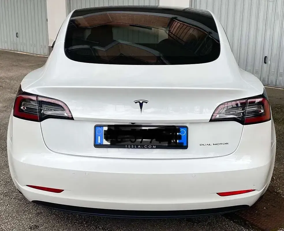 Usata Tesla Model 3 152 kW (208 CV) 2021 Bianco Berlina
