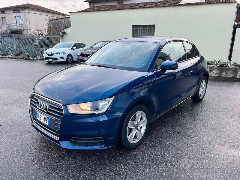 Usata Audi A1 Ambiente 90 CV (66 kW) 2015 Blu/azzurro Utilitaria