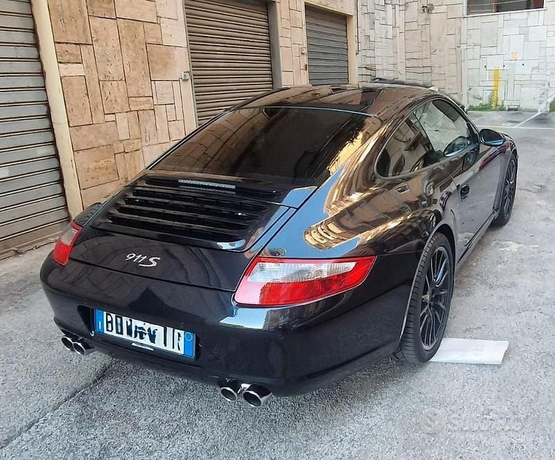 Nero Usata 2007 Porsche 911 Carrera S Coupé | 65.999 € (Buon prezzo) - Immagine 1/4