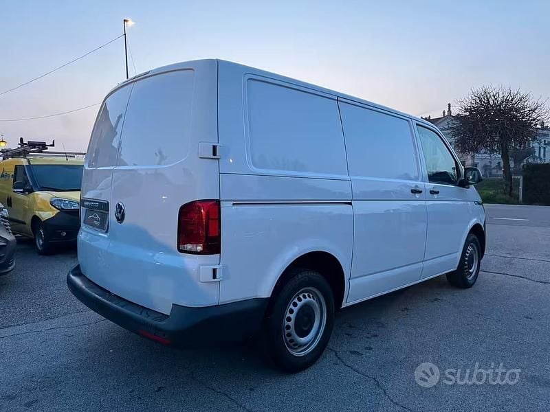 Usata VW Transporter 150 CV (110 kW) 2020 Bianco Furgone