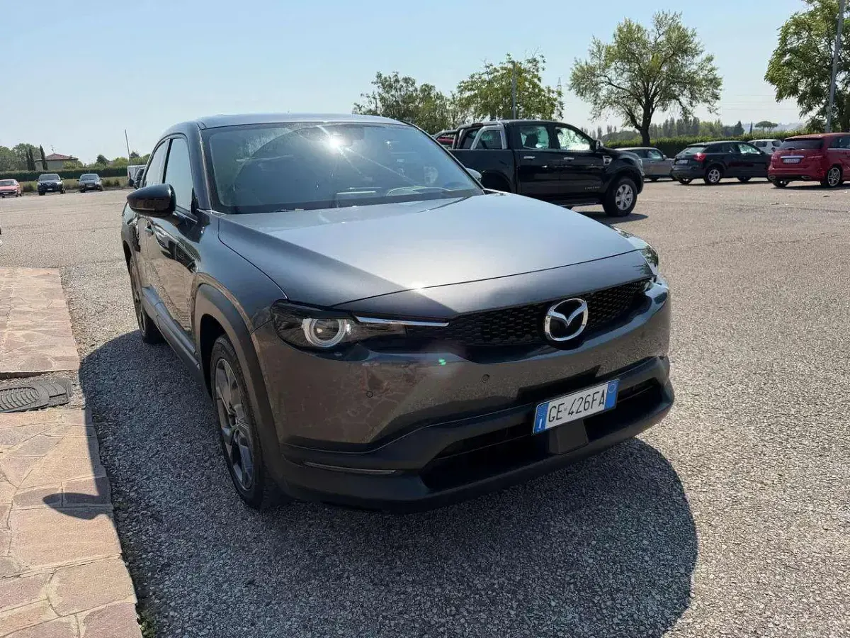 Usata Mazda MX30 Exclusive 80 kW (110 CV) 2021 Grigio scuro SUV