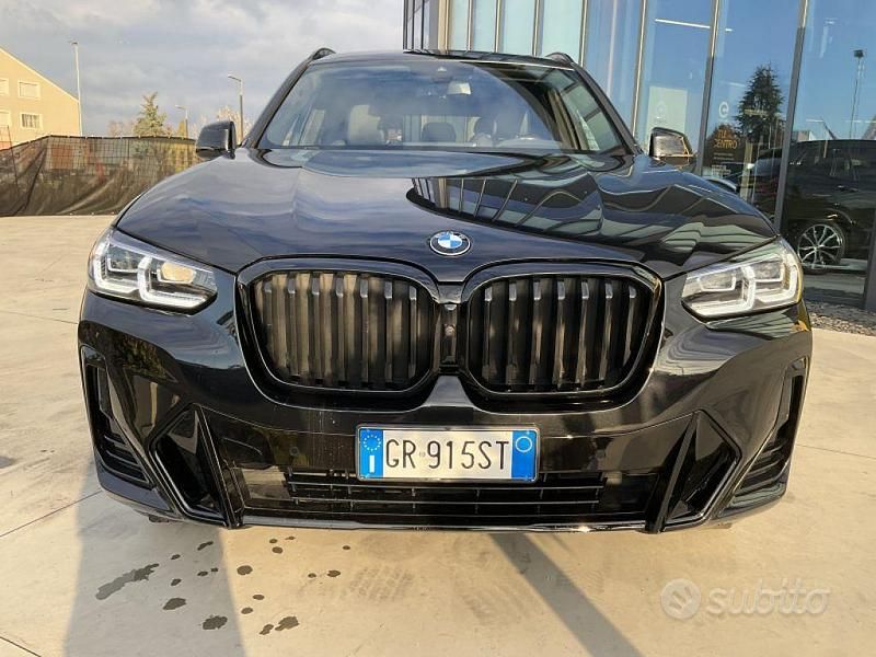 Second-hand BMW X3 M Sport 190 CP (139 kW) 2023 Negru SUV