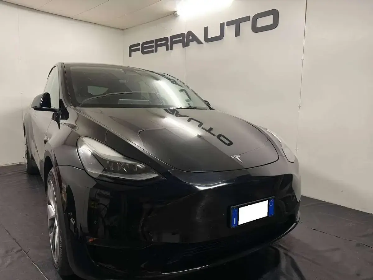 Usata Tesla Model Y 152 kW (208 CV) 2021 Nero SUV