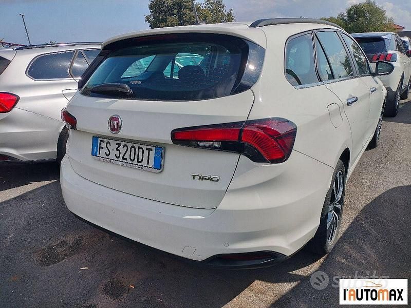 Usata Fiat Tipo Lounge 120 CV (88 kW) 2018 Bianco Station wagon