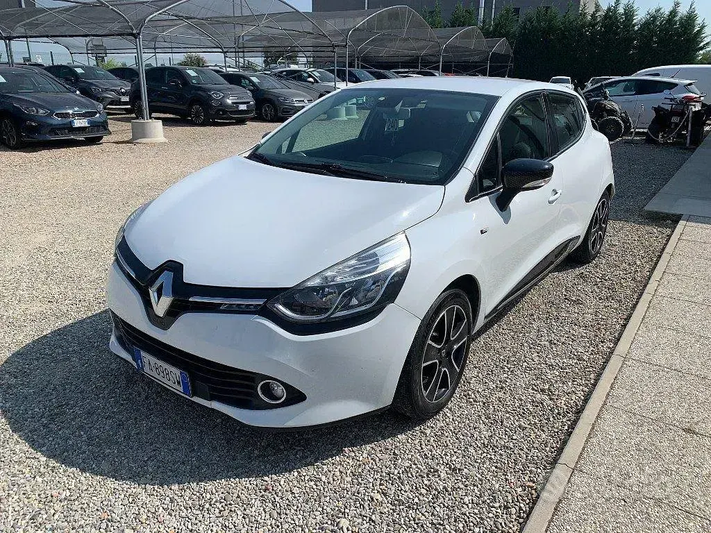 Usata Renault Clio IV 75 CV (55 kW) 2015 Bianco Berlina