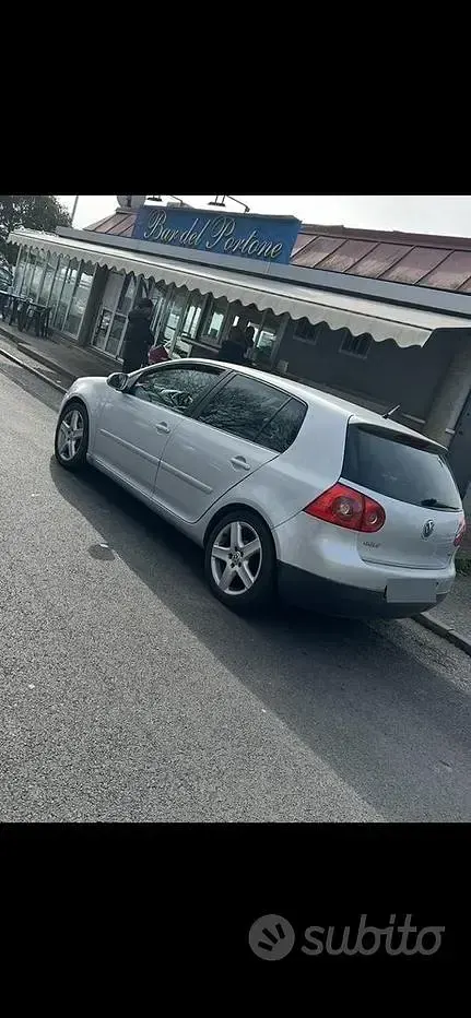 Usata VW Golf V 140 CV (102 kW) 2007 Grigio Berlina