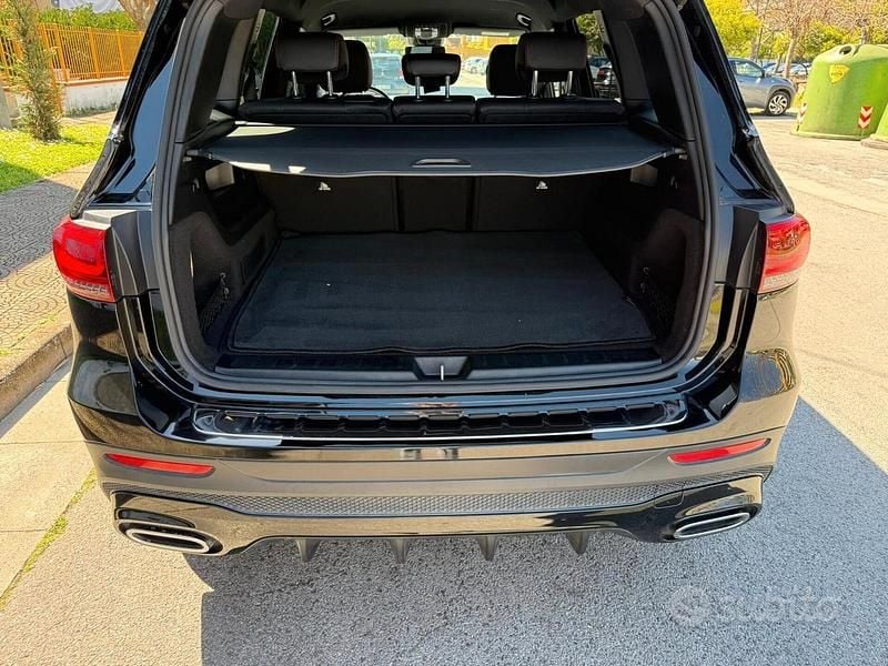 Occasion Mercedes GLB200 Premium 150 PK (110 kW) 2020 Zwart SUV