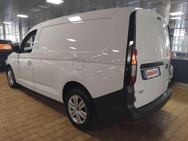 Usata VW Caddy Maxi 102 CV (75 kW) 2024 Bianco Monovolume