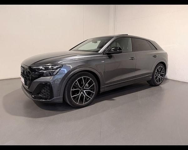 Usata Audi Q8 S-Line 286 CV (210 kW) 2025 Grigio daytona perla SUV