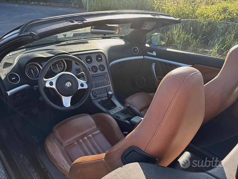 Usata Alfa Romeo Brera 209 CV (153 kW) 2011 Nero Coupé