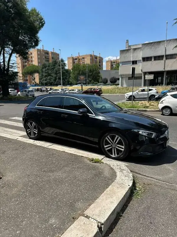 Usata Mercedes A180 116 CV (85 kW) 2019 Berlina
