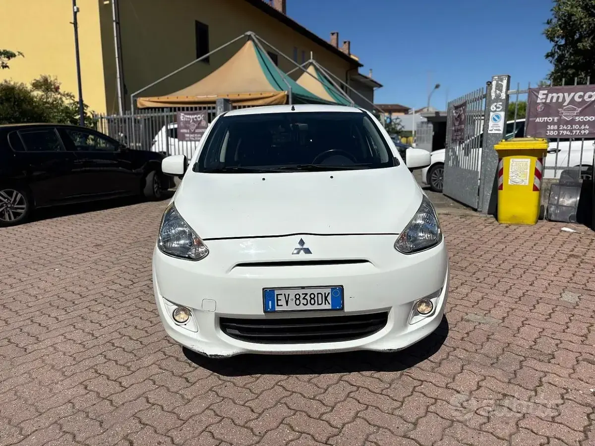 Usata Mitsubishi Space Star Intense 69 CV (50 kW) 2014 Bianco Monovolume