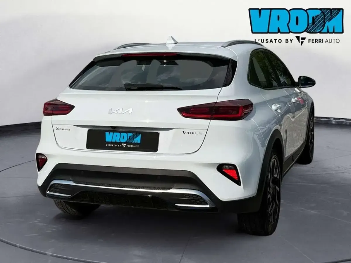 Usata Kia XCeed 160 CV (117 kW) 2023 Bianco SUV