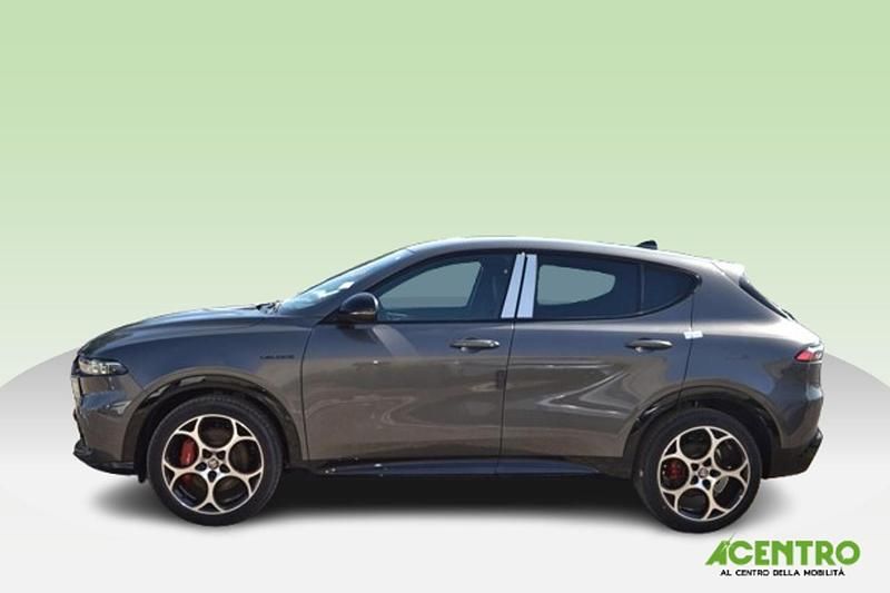 Nouă Alfa Romeo Tonale Veloce 131 CP (96 kW) 2026 Gri SUV