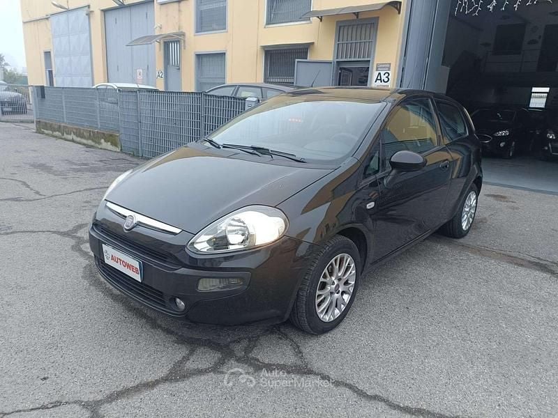 Nero Usata 2012 Fiat Punto Evo Dynamic Utilitaria | 5700 € (Buon prezzo) - Immagine 1/4