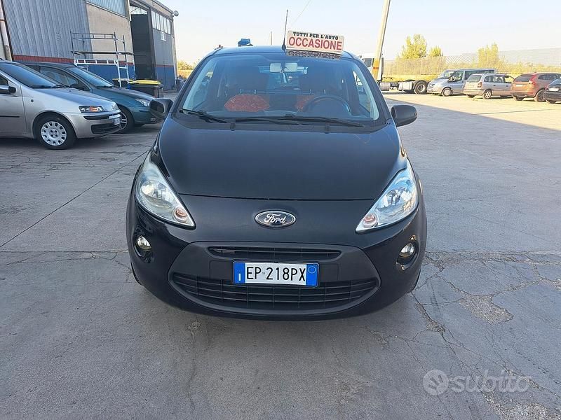 Usata Ford Ka 69 CV (50 kW) 2013 Nero Utilitaria