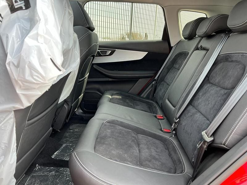 Usata Sportequipe S6 155 CV (114 kW) 2024 Rosso SUV