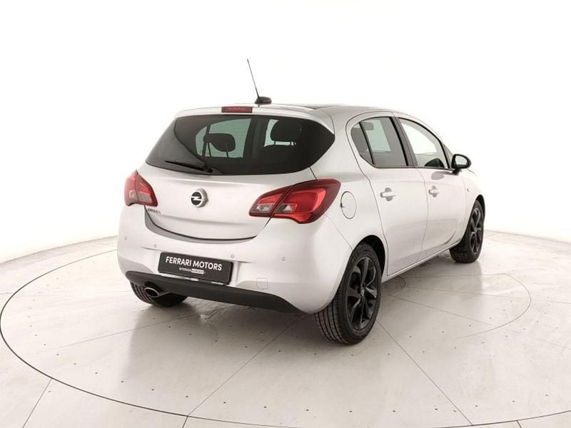 Usata Opel Corsa Cosmo 70 CV (51 kW) 2017 Argento Utilitaria