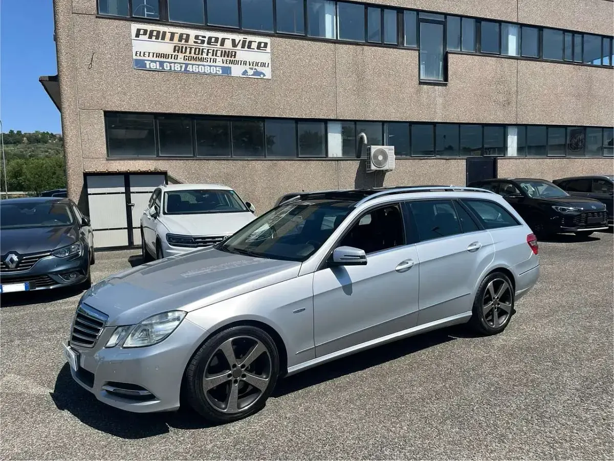 Usata Mercedes E350 Avantgarde 231 CV (169 kW) 2010 Other Station wagon