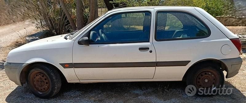Usata Ford Fiesta 2000 Bianco Utilitaria