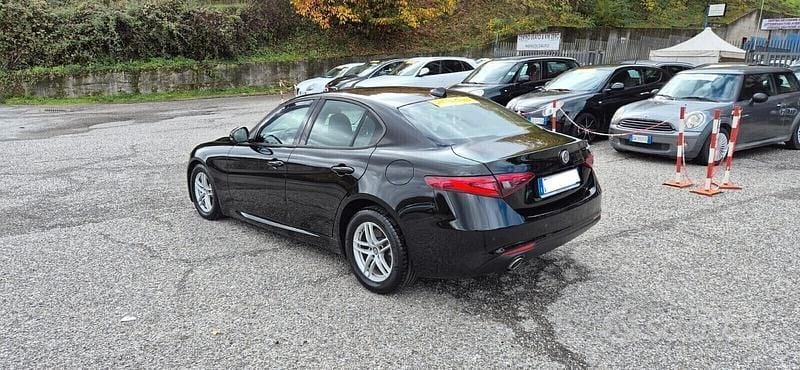 Usata Alfa Romeo Giulia 150 CV (110 kW) 2017 Nero Berlina