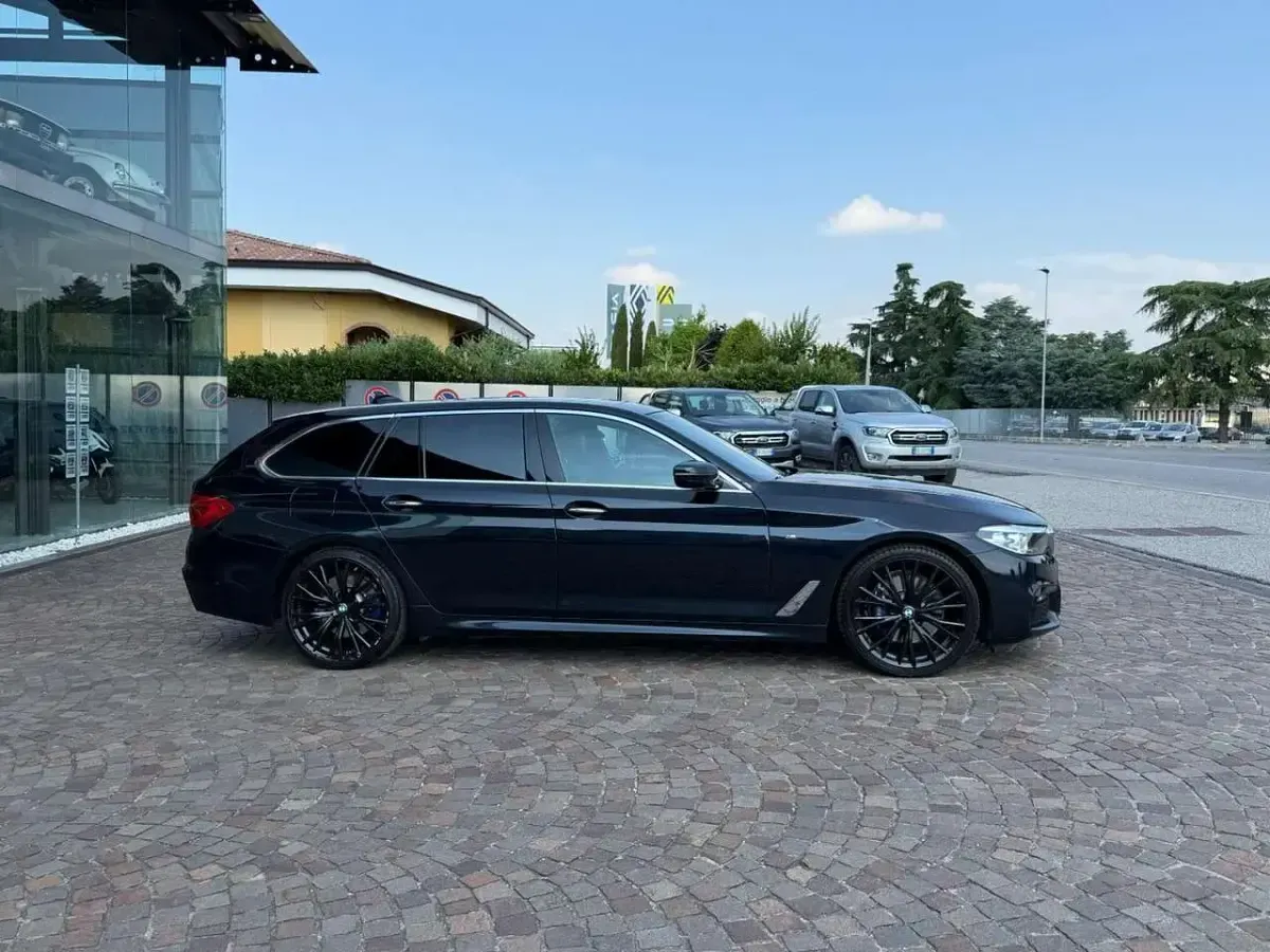 Usata BMW 530 M Sport 249 CV (183 kW) 2017 Nero Station wagon